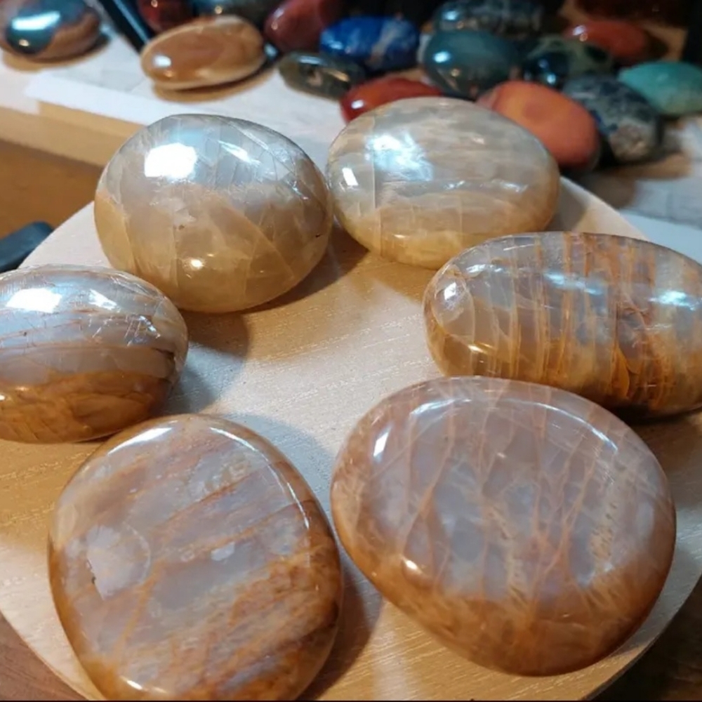 Peach Moonstone Palm Stones